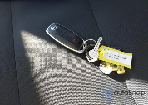 2023 Nissan Kicks S Xtronic Cvt z USA, uszkodzony, nr VIN 3N1CP5BV6PL566405